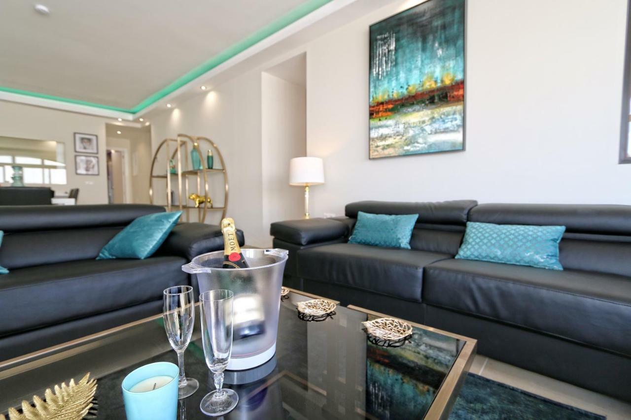 Beachfront Luxury Residence, Playas Del Duque, Puerto Banus, มาร์เบยา ภายนอก รูปภาพ