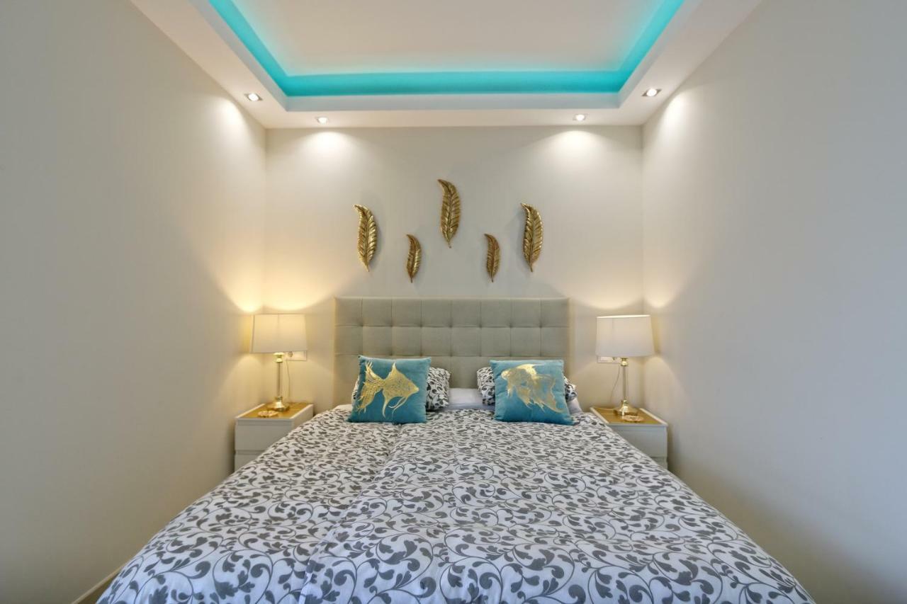 Beachfront Luxury Residence, Playas Del Duque, Puerto Banus, มาร์เบยา ภายนอก รูปภาพ